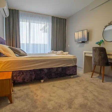 La Mansion Guest house