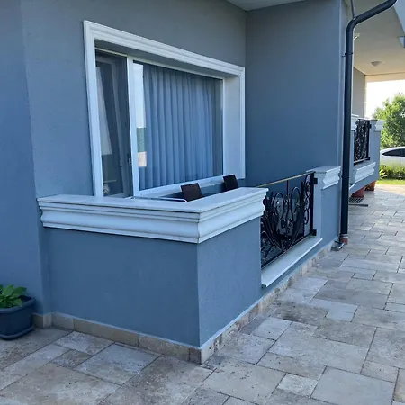 La Mansion ゲストハウス ロゼネッツ