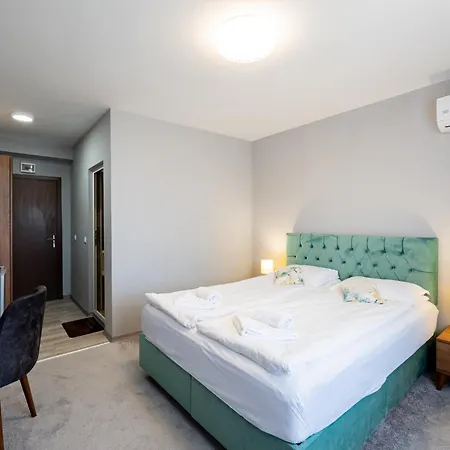 La Mansion Guest house