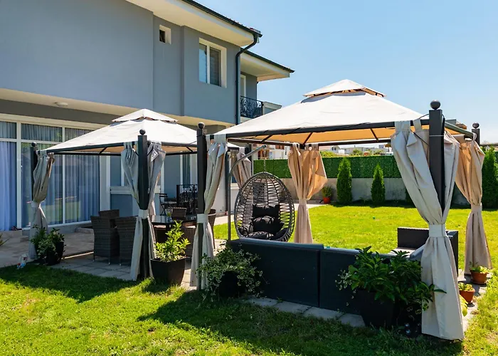 ゲストハウス La Mansion ロゼネッツ